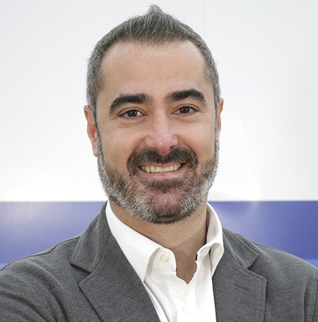 Eduardo Muñoz – Revolution Banking